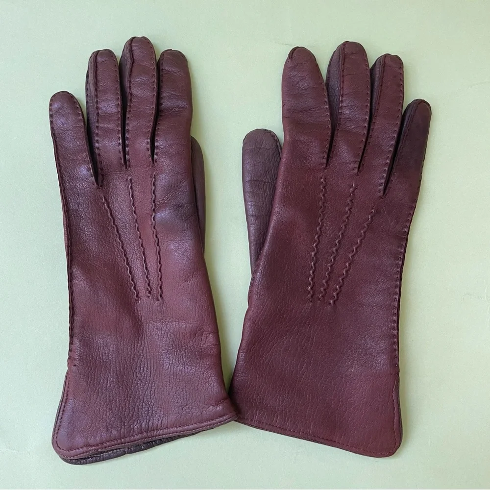 Vintage brown leather gloves with cotton lining